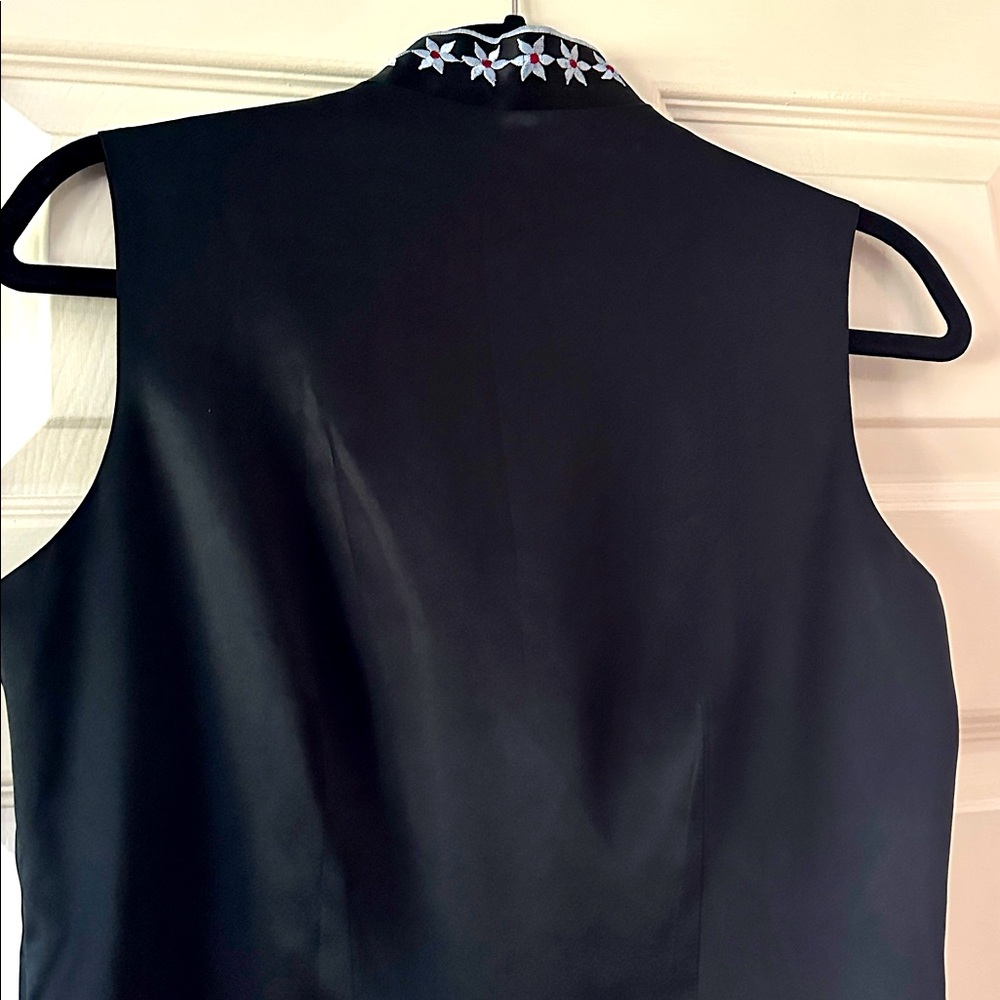Vintage Sue Wong Black Embroidered Silk Sleeveless Kimono Blouse โข Size 6 โข EUC - Picture 7 of 7